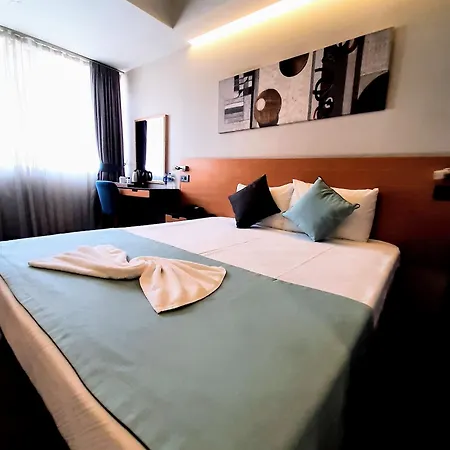 Hotel Sapko Airport 3*