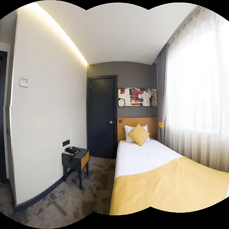Hotel Sapko Airport 3*