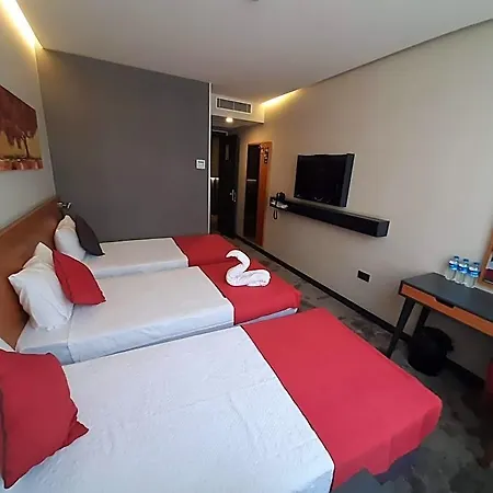 Sapko Airport Szálloda 3*