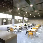 Sapko Airport מלון