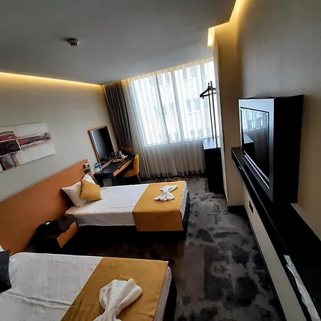 Sapko Airport Hotel 3*